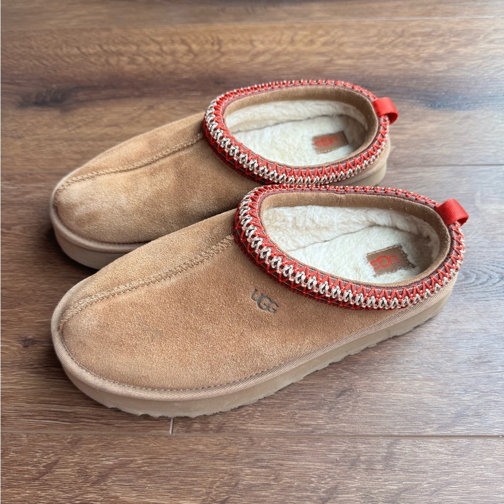 UGG Youth Tasman platforms chestnut size 5